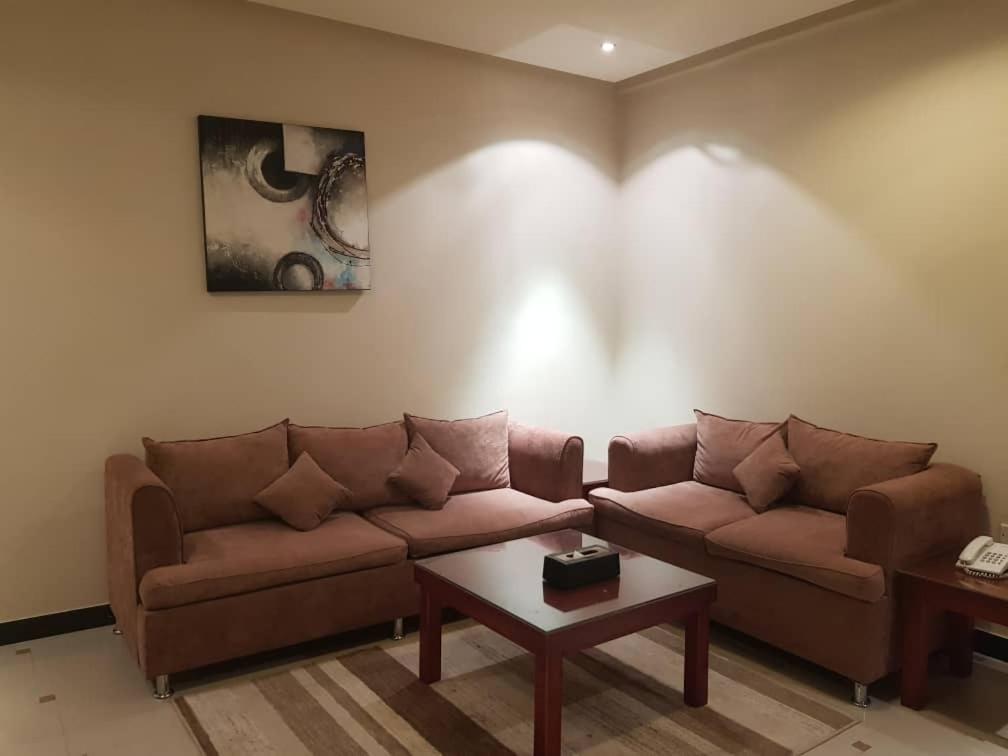 Al Muhaidb Al Nadwa Aparthotel